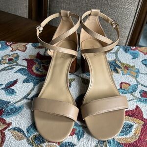 Michael Kors tan wood block heel crisscross ankle strap size 8